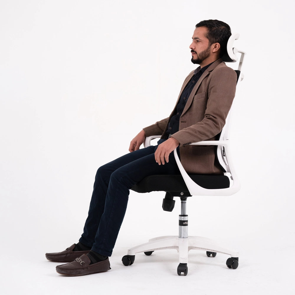 Core Manager Chair