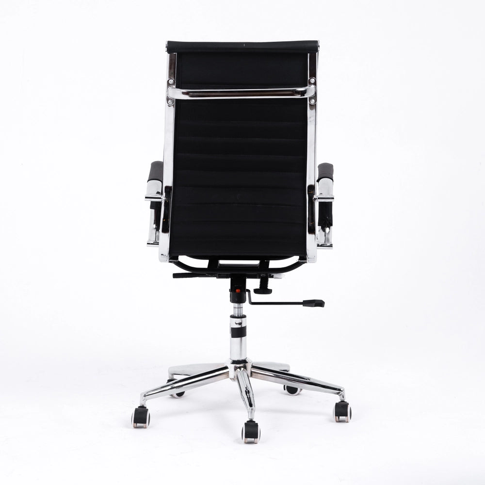 Lean Chair