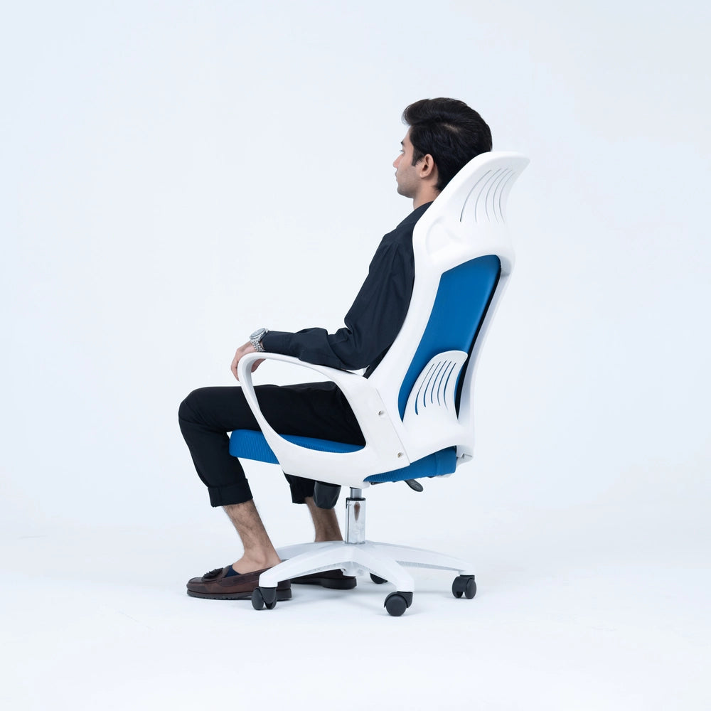 Bolt Manager Chair