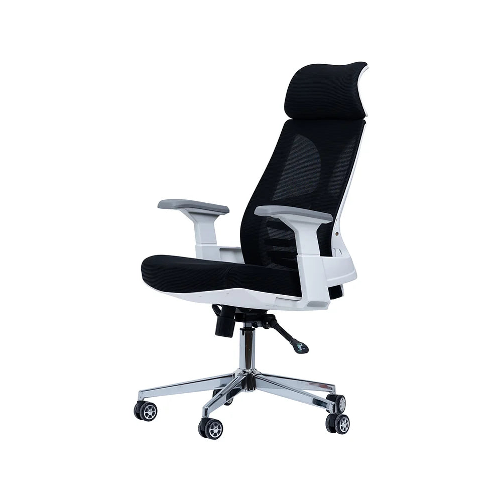 Nova Manager Chair